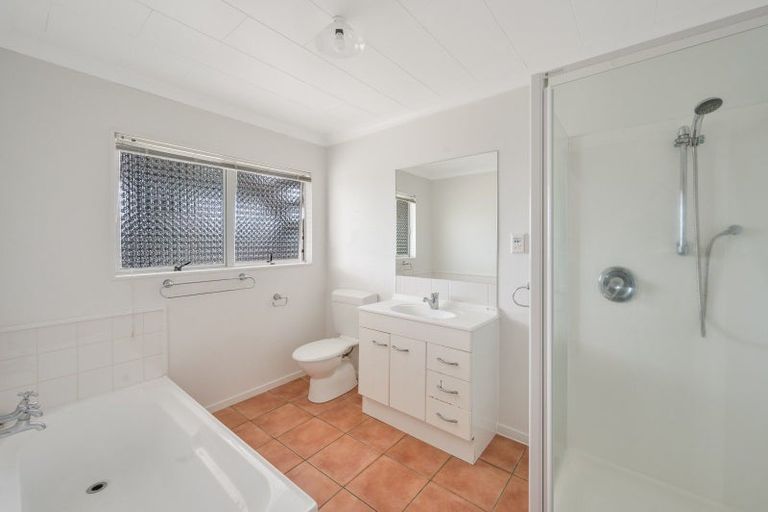 Photo of property in 35 Awatoto Road, Meeanee, Napier, 4183