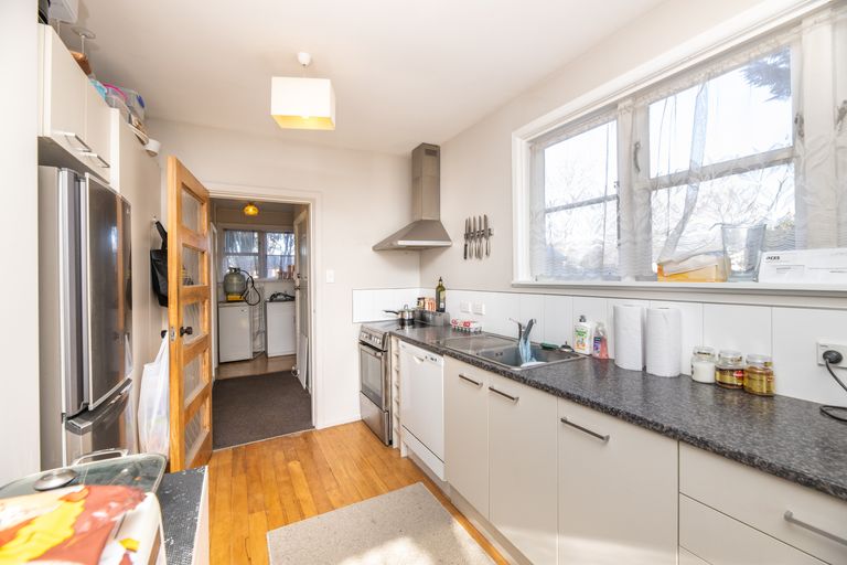 Photo of property in 13 Rowcliffe Crescent, Avonside, Christchurch, 8061
