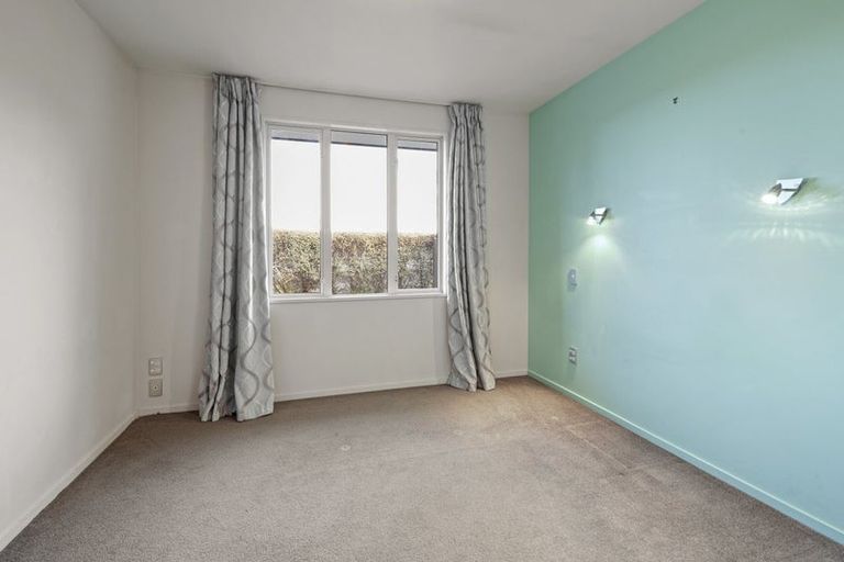 Photo of property in 38 Pentecost Road, Rangiora, 7400