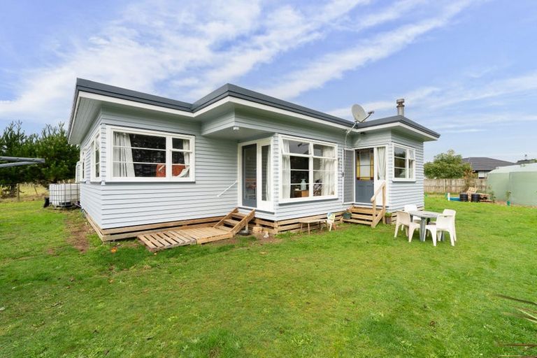 Photo of property in 40 Garth Road, Levin, 5571