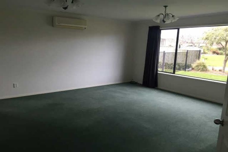 Photo of property in 12 Maidstone Place, Rototuna North, Hamilton, 3210