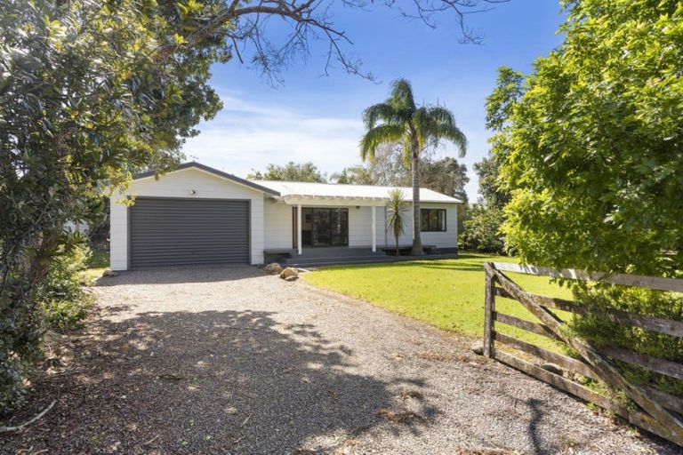 Photo of property in 128 Avalon Place, Whangamata, 3620