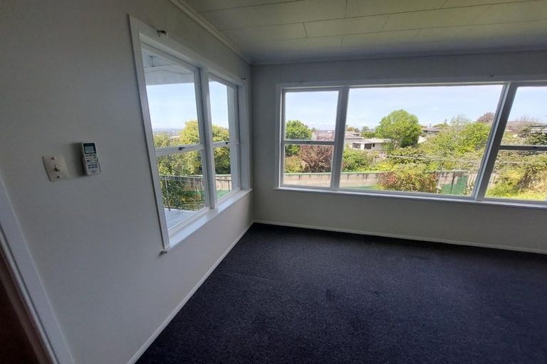 Photo of property in 11 Keegan Drive, Massey, Auckland, 0614