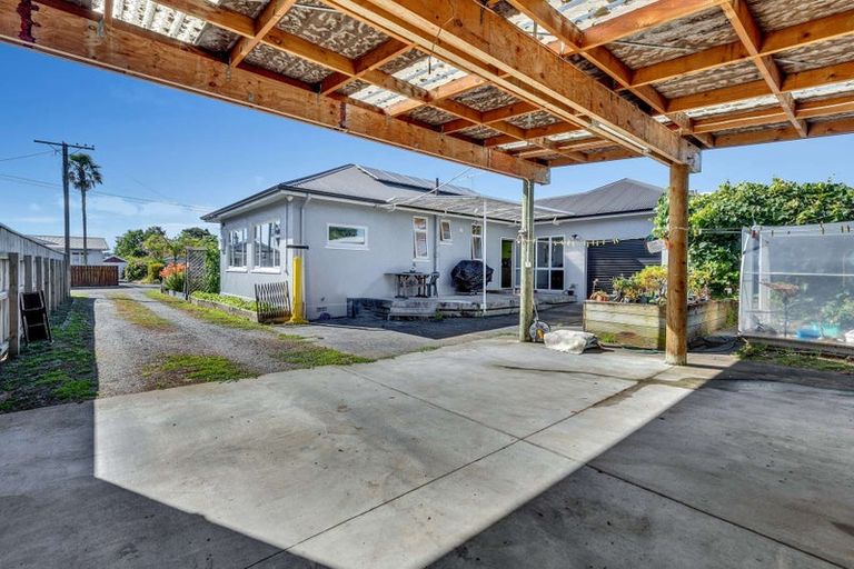 Photo of property in 10 William Street, Marton, 4710