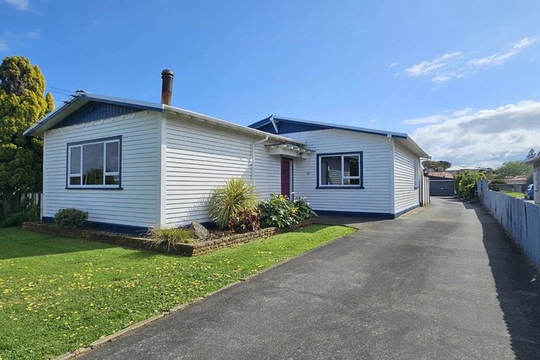 Photo of property in 52 Gonville Avenue, Gonville, Whanganui, 4501