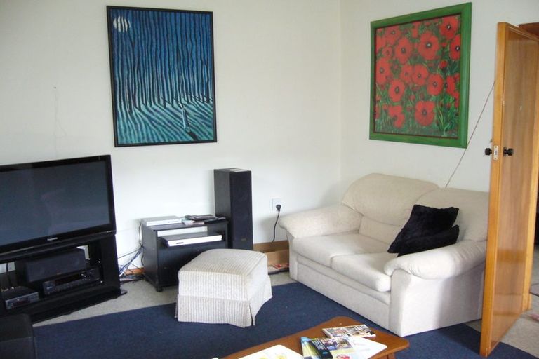 Photo of property in 20 Mckinley Crescent, Brooklyn, Wellington, 6021