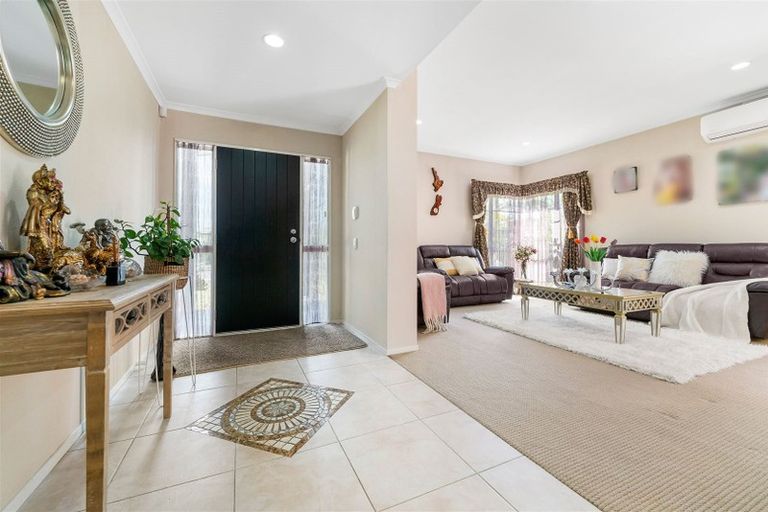 Photo of property in 98 Jeffs Road, Flat Bush, Auckland, 2016
