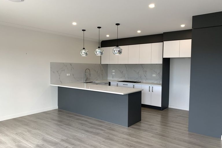 Photo of property in 4 Bunlin Road, Flat Bush, Auckland, 2019