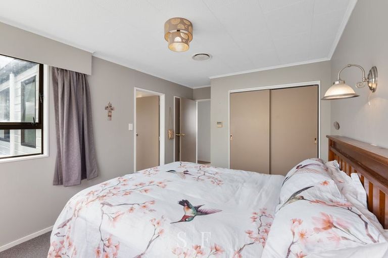 Photo of property in 33 Olive Terrace, Paraparaumu Beach, Paraparaumu, 5032