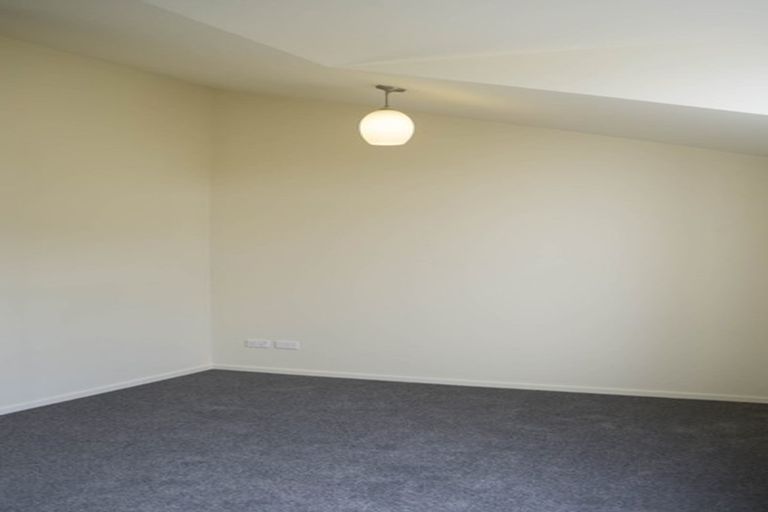 Photo of property in Pirie Street Townhouses, 28/35u Pirie Street, Mount Victoria, Wellington, 6011
