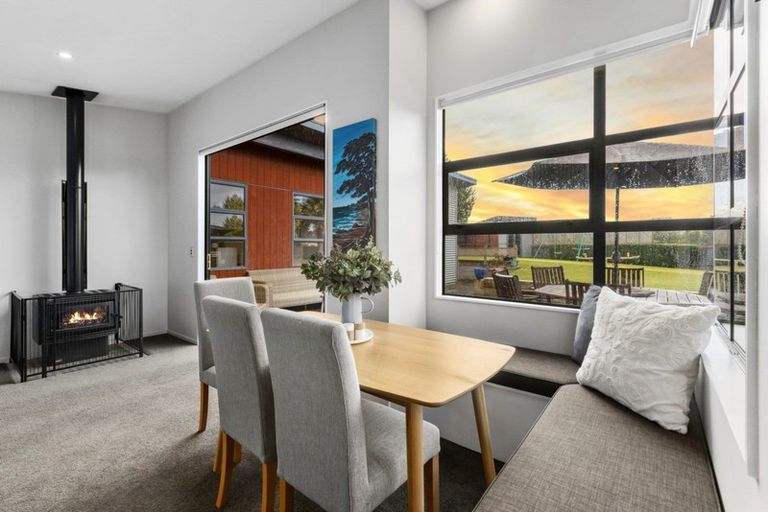 Photo of property in 32 Grantston Drive, Pyes Pa, Tauranga, 3112
