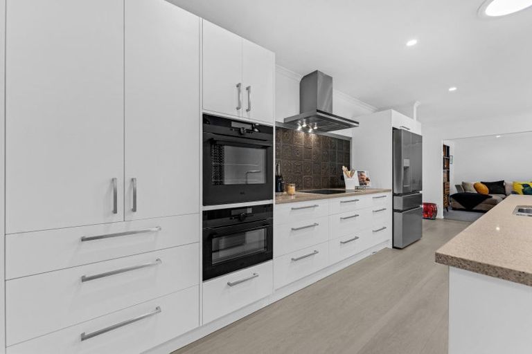 Photo of property in 2g Country Club Lane, Waiuku, 2123