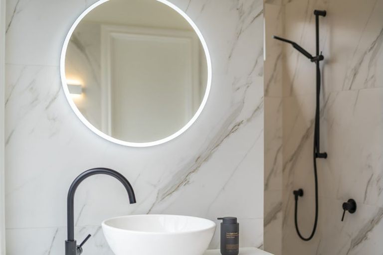 Photo of property in 5 Helm Place, Whitby, Porirua, 5024