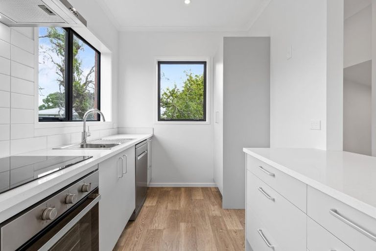 Photo of property in 500f Te Atatu Road, Te Atatu Peninsula, Auckland, 0610