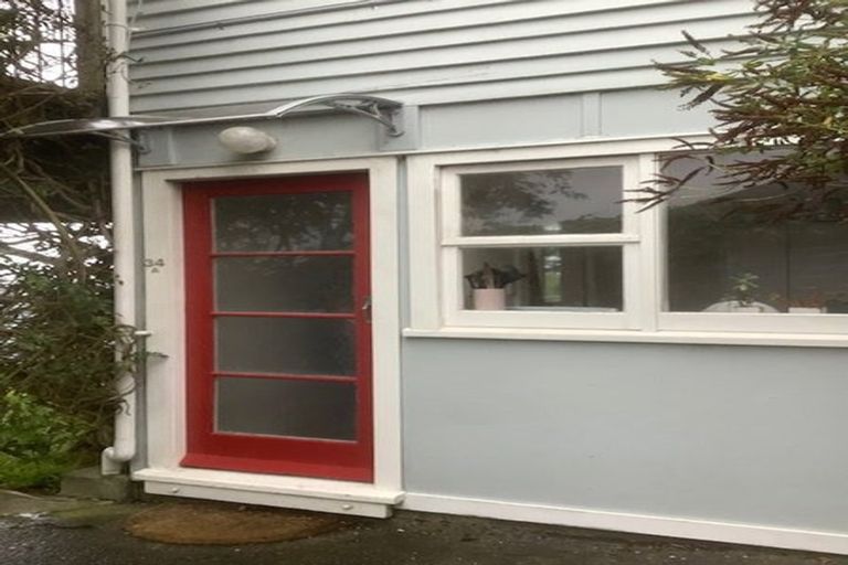 Photo of property in 34 Mana Street, Vogeltown, Wellington, 6021