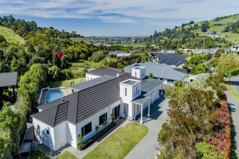 Photo of property in 115 Kent Terrace, Taradale, Napier, 4112