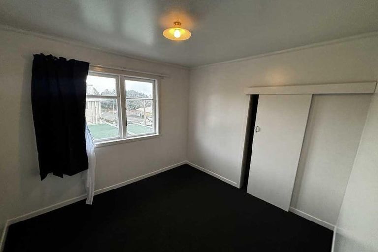 Photo of property in 4/23 Bulteel Street, New Plymouth, 4310