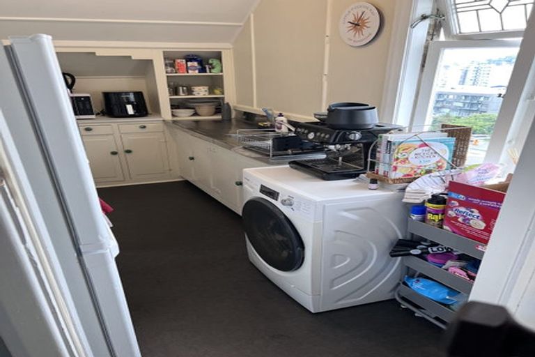 Photo of property in 31 Arlington Street, Mount Cook, Wellington, 6011