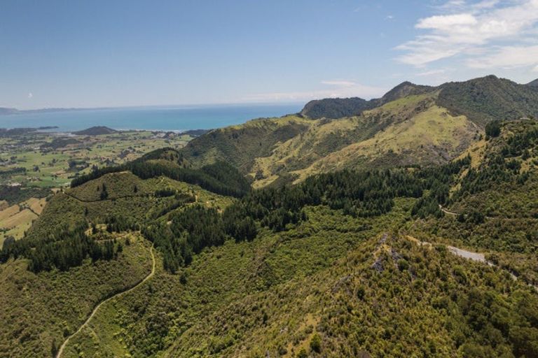 Photo of property in 742 Rameka Creek Road, East Takaka, Takaka, 7183