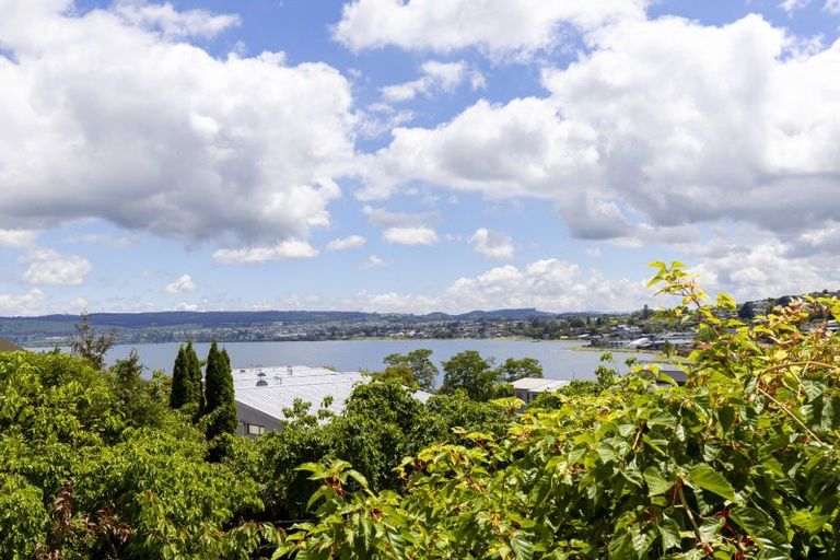 Photo of property in 2/18 Pipi Street, Two Mile Bay, Taupo, 3330
