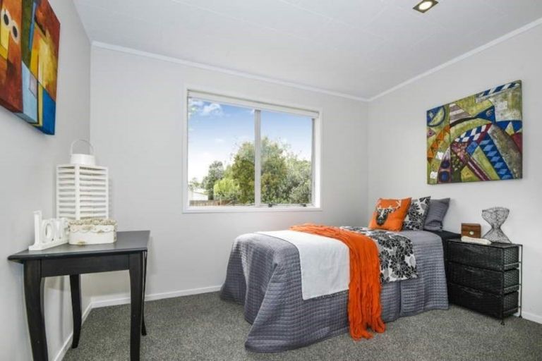 Photo of property in 47 Keegan Drive, Massey, Auckland, 0614