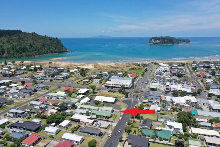 Photo of property in 104 Hetherington Road, Whangamata, 3620