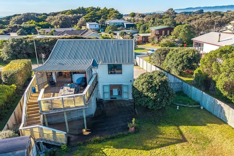 Photo of property in 279 Peka Peka Road, Peka Peka, Waikanae, 5391