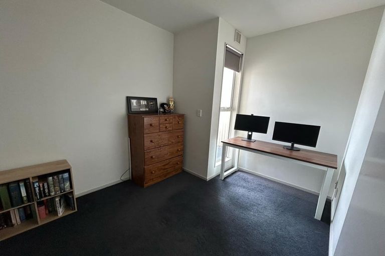 Photo of property in 10 Douglas Street, Mount Cook, Wellington, 6021