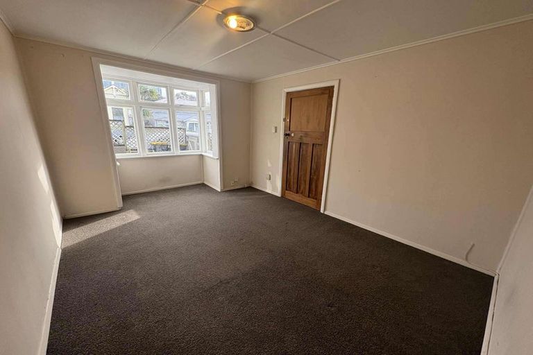 Photo of property in 95 Tasman Street, Mount Cook, Wellington, 6021