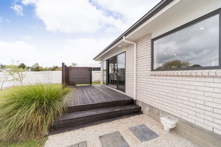 Photo of property in 6 Wescombe Grove, Feilding, 4702