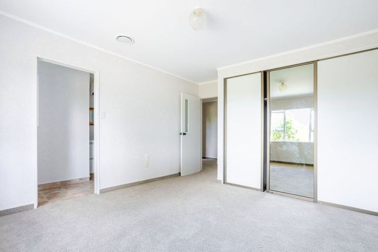 Photo of property in 208 Adelaide Road, Dannevirke, 4930