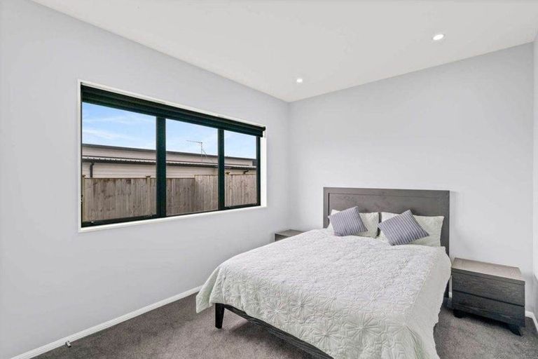 Photo of property in 55 Clarks Beach Road, Clarks Beach, 2122