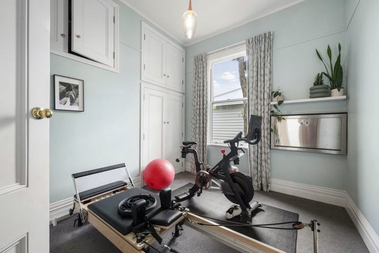 Photo of property in 7 Manley Terrace, Newtown, Wellington, 6021