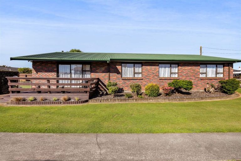 Photo of property in 18 Rimu Street, Hawera, 4610