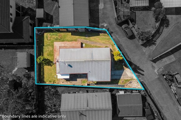 Photo of property in 1/10 Barcroft Place, Clendon Park, Auckland, 2103