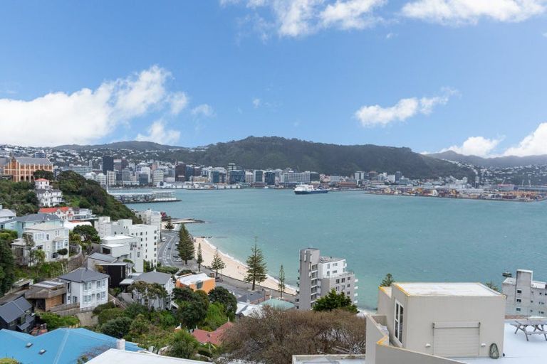 Photo of property in Alto Apartments, 4a/22 Telford Terrace, Oriental Bay, Wellington, 6011