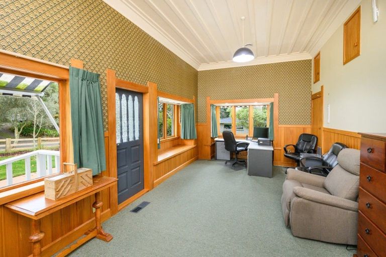Photo of property in 17 Tiritoa Terrace, Feilding, 4702
