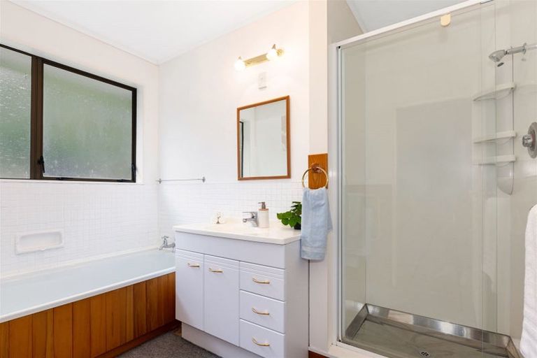 Photo of property in 77 Leeward Drive, Whitby, Porirua, 5024