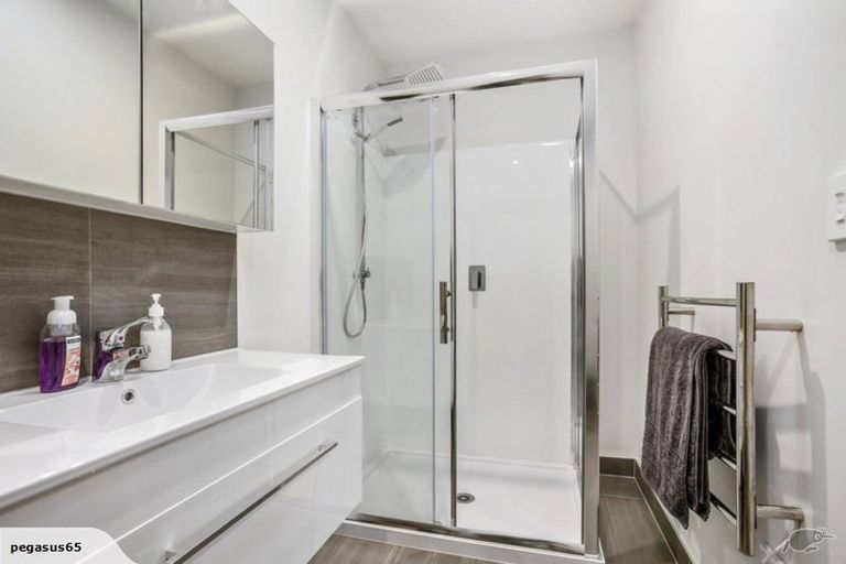 Photo of property in 8 Mata Lane, Stanmore Bay, Whangaparaoa, 0932