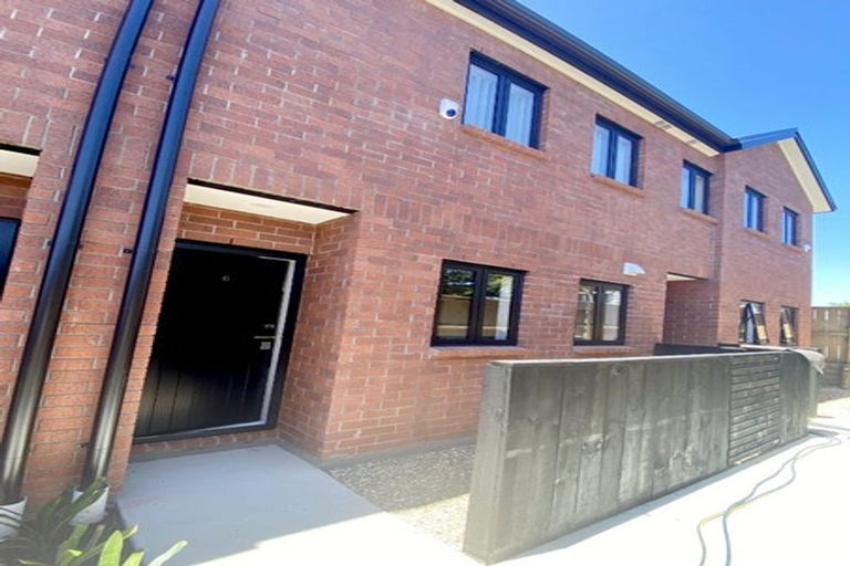 Photo of property in 6/9 Marlene Avenue, Te Atatu South, Auckland, 0610