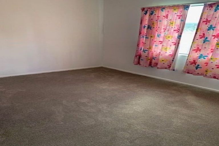 Photo of property in 16 Redwood Drive, Waipukurau, 4200