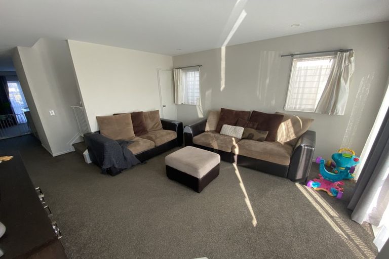 Photo of property in 33 Tribute Loop, Takanini, 2112