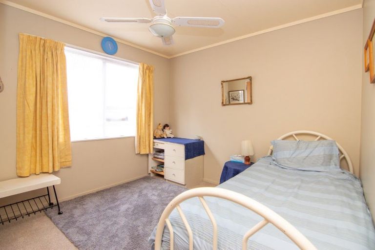 Photo of property in 2 Paul Place, Awapuni, Palmerston North, 4412