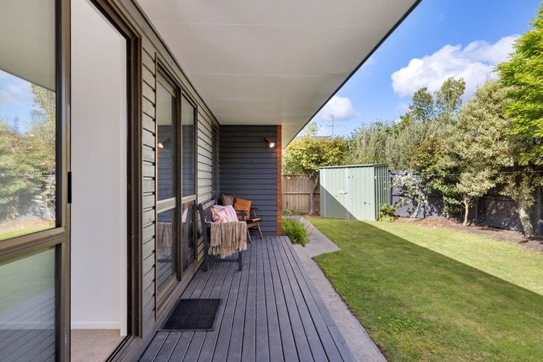 Photo of property in 27 Royleen Street, Casebrook, Christchurch, 8051