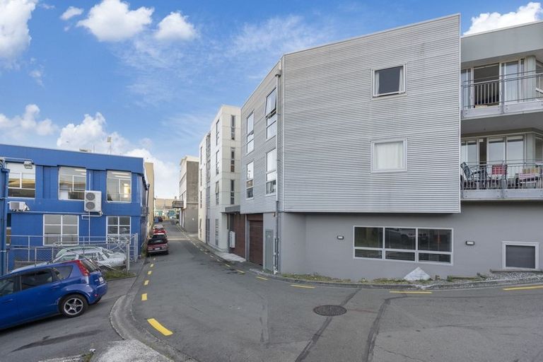 Photo of property in Hanson House, 1a/27 Hanson Street, Mount Cook, Wellington, 6021