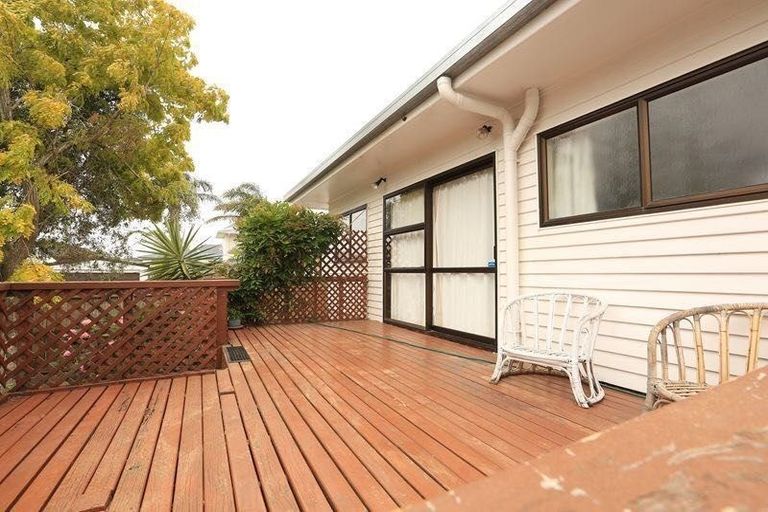 Photo of property in 1/11 Richard Avenue, Bucklands Beach, Auckland, 2014