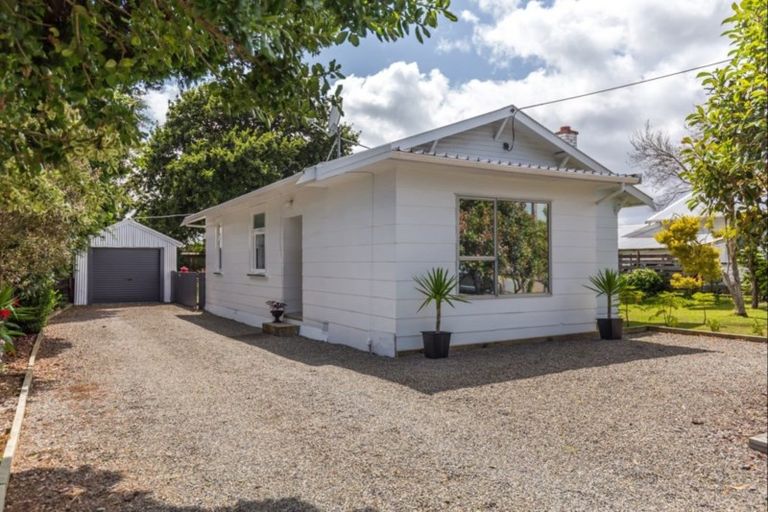 Photo of property in 23 Liverpool Street, Levin, 5510