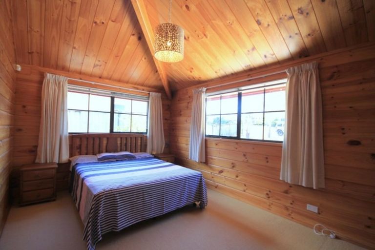 Photo of property in 180 Vista Paku, Pauanui, Hikuai, 3579