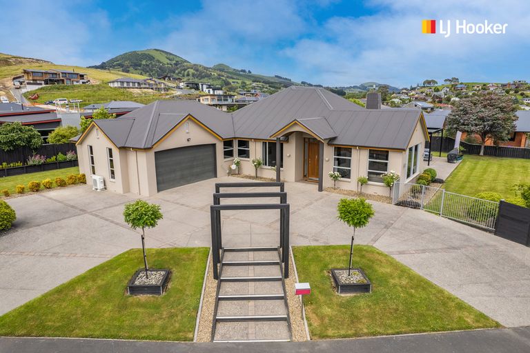 Photo of property in 28 Irwin Logan Drive, Mosgiel, 9024