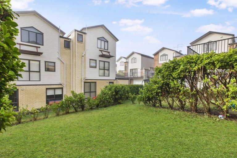 Photo of property in St Claire Village, 35/172 Mcleod Road, Te Atatu South, Auckland, 0610